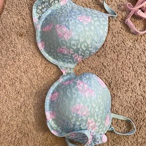 Victoria secret Tshirt Bra